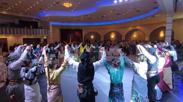 PXL_20251227_203214099